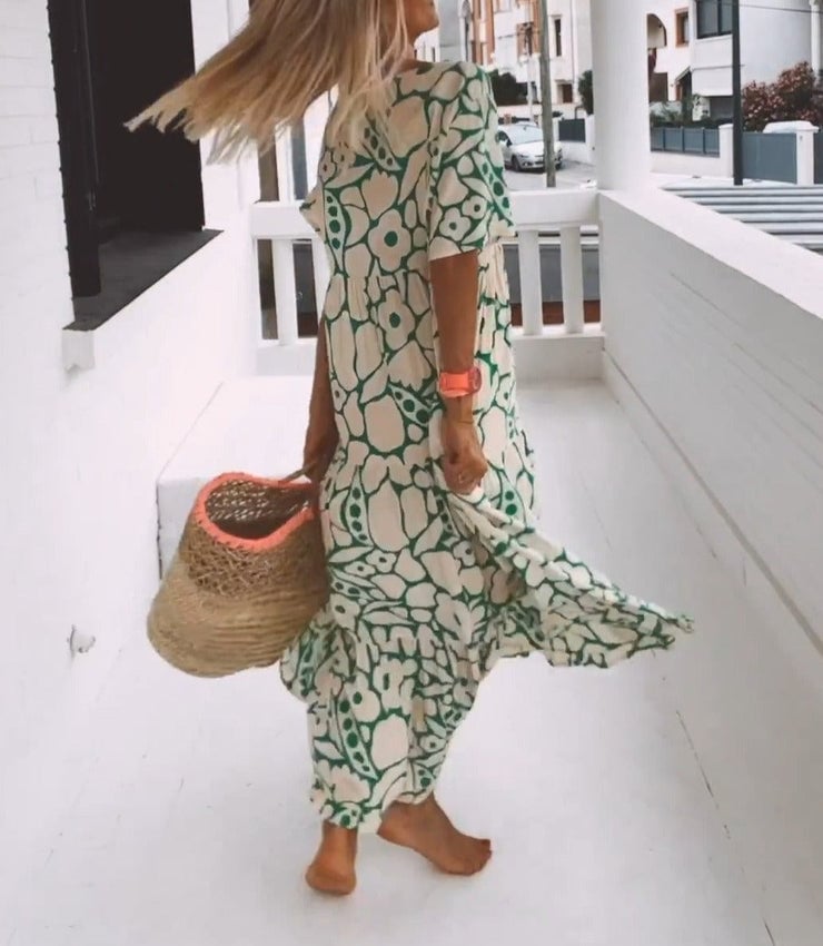 Anaëlle | Elegant Midi Dress with Soft Pattern and V-Neck