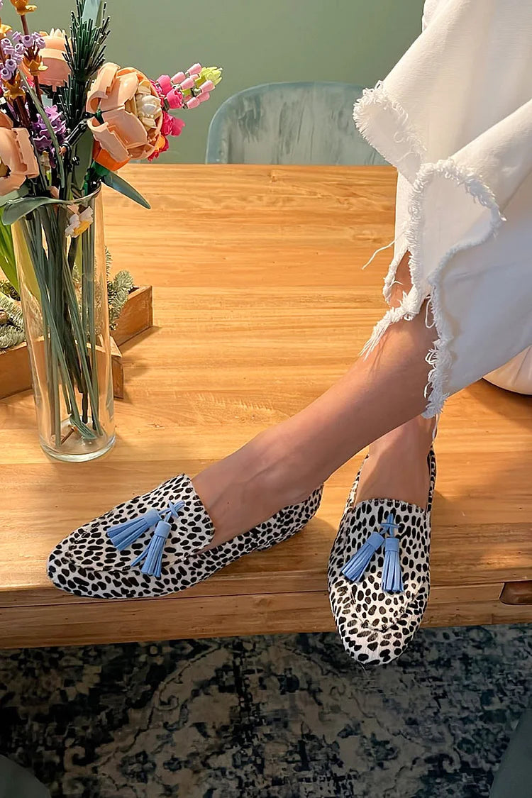 Christel | Casual loafers with polka dots and frayed finish