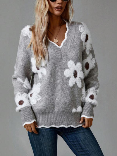 THEA | ELEGANT V-NECK FLORAL SWEATER