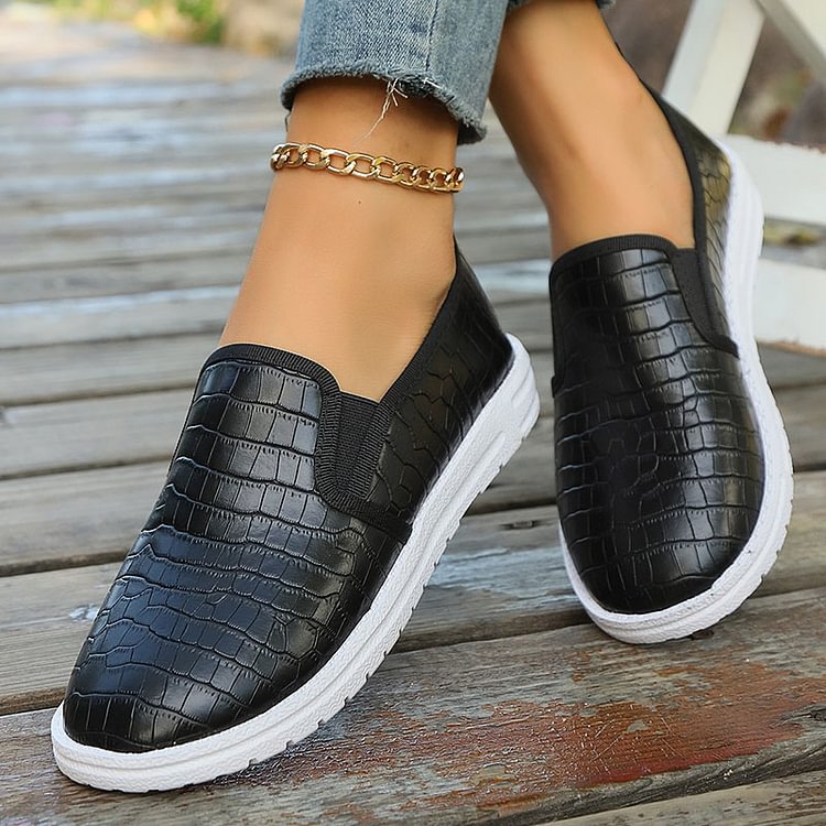 Petra | Round Toe Loafers