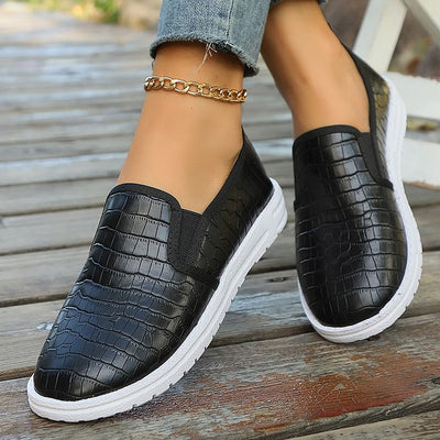 Petra | Round Toe Loafers