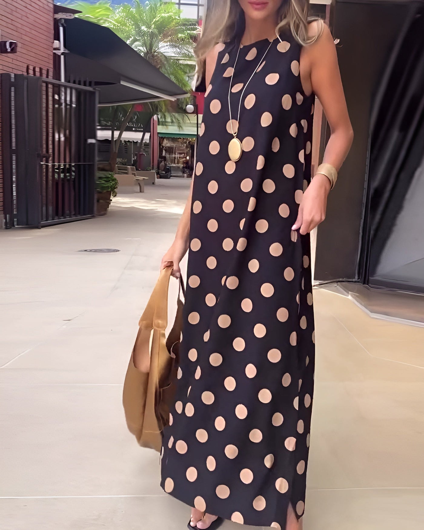 Roxane | Maxi dress with a slit and polka dots