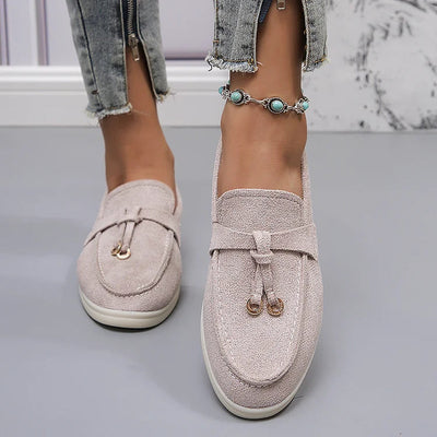 Saskia | Elegant Moccasins with Knotted Stitching