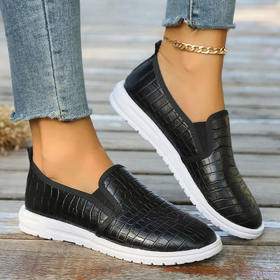 Petra | Round Toe Loafers
