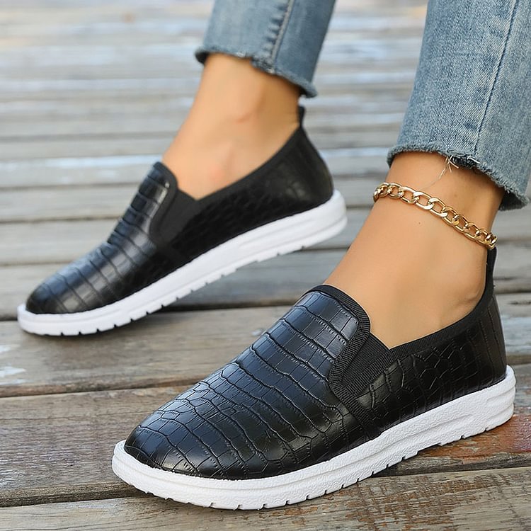 Petra | Round Toe Loafers