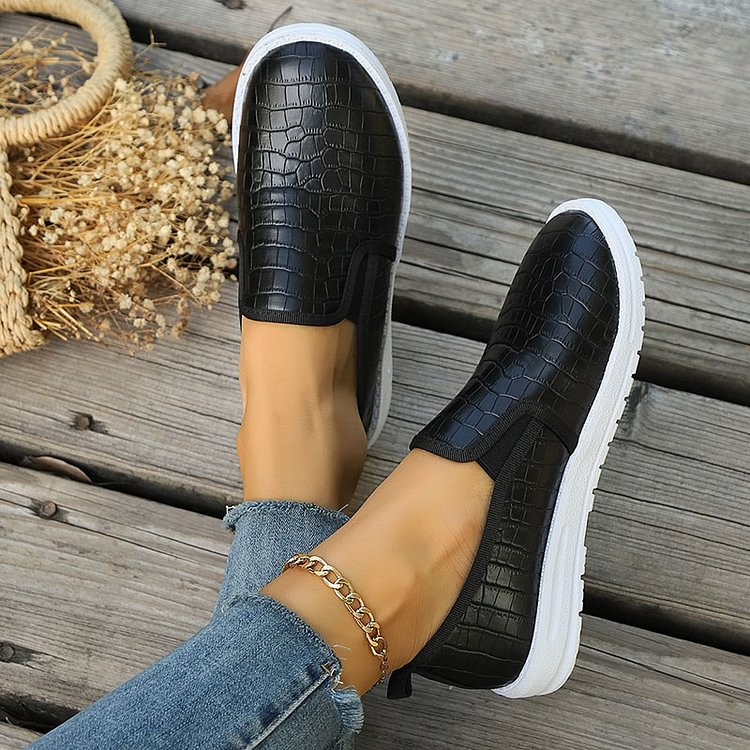 Petra | Round Toe Loafers