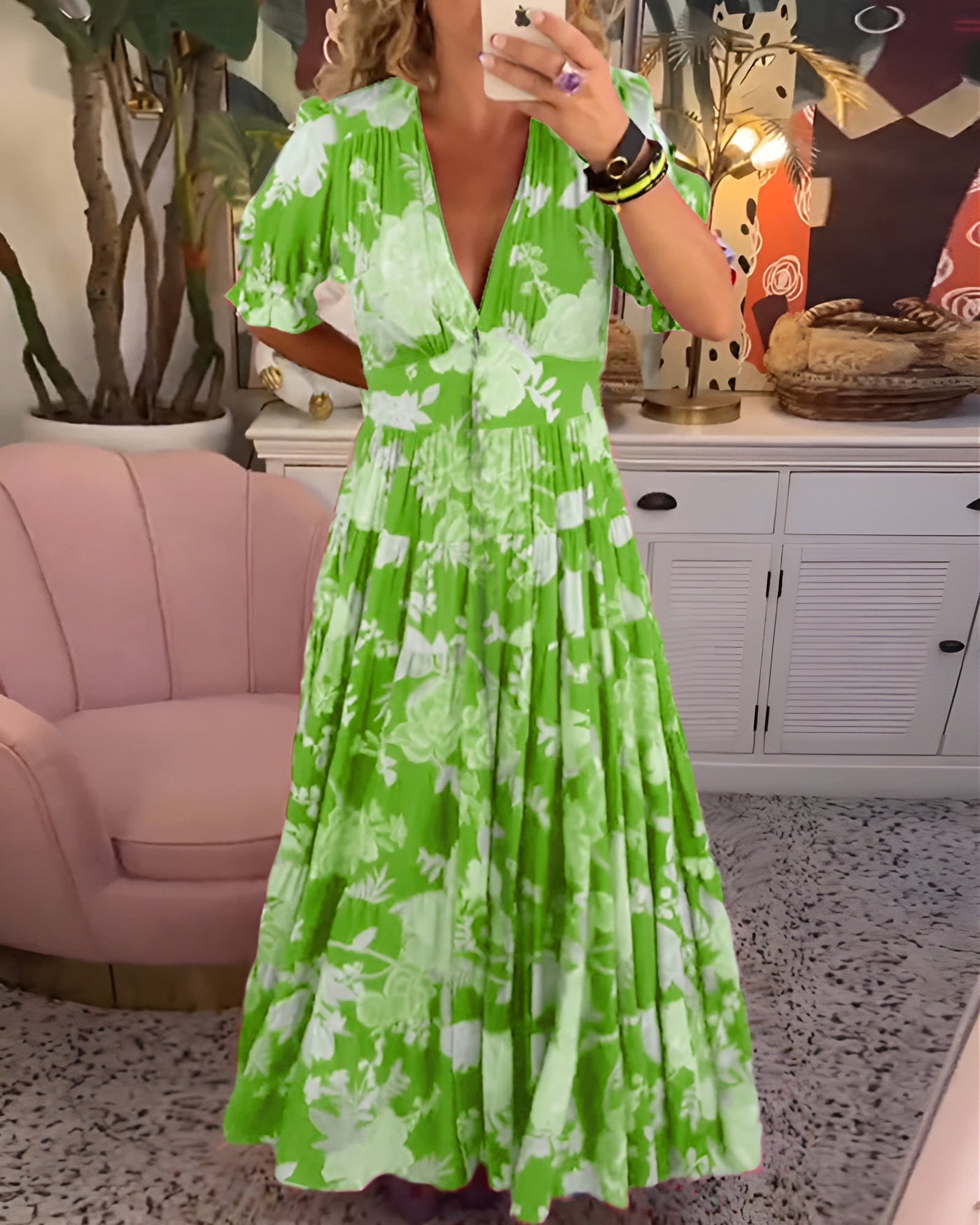 Carine | Pocket Dress with V-Neck and Floral Print