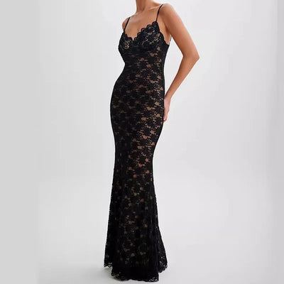 Selene – Black Lace Midi Dress