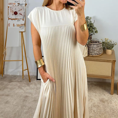 Justine | Elegant Pleated Maxi Dress