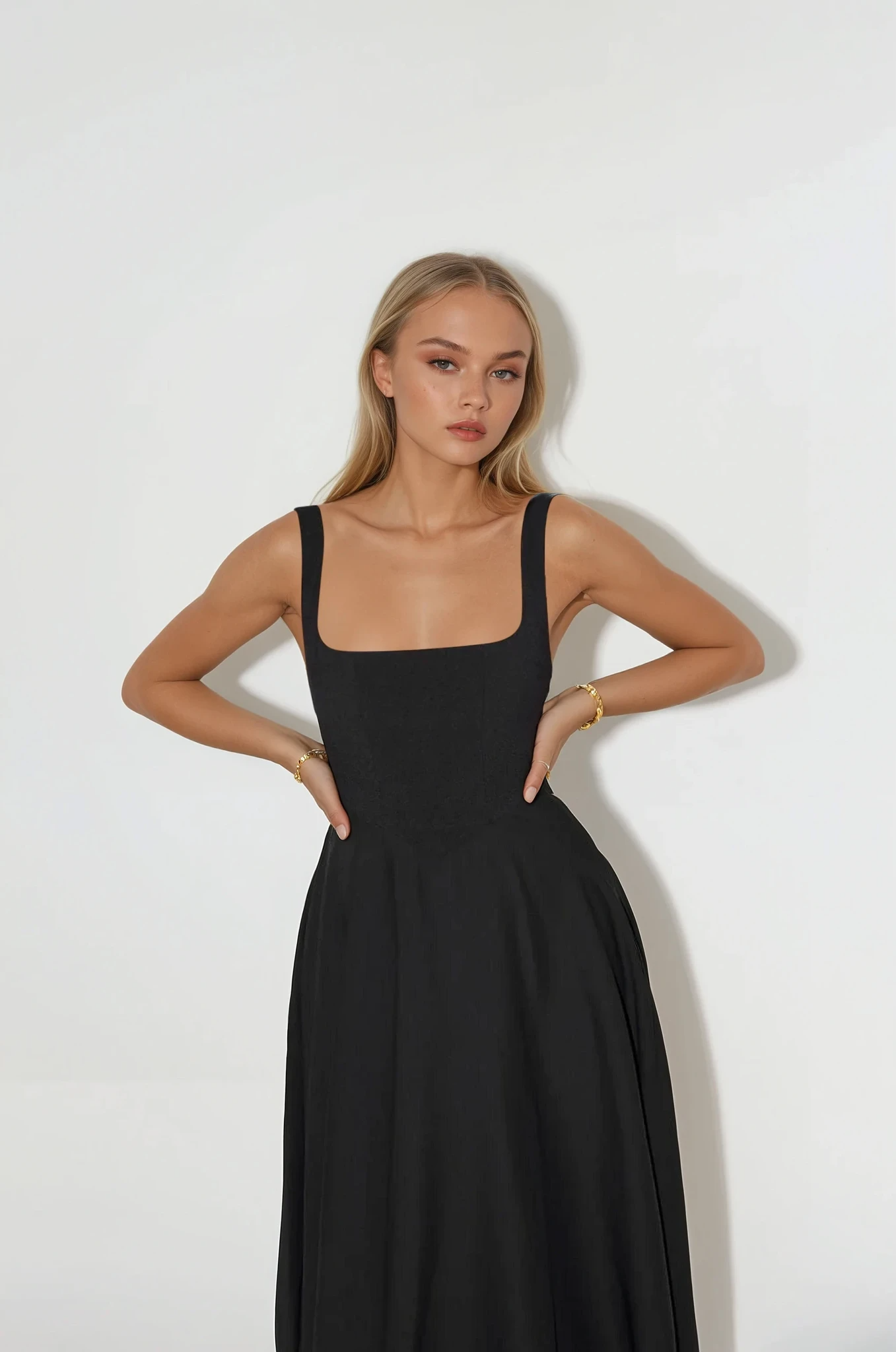 Mina - Long Dress with Adjustable Straps