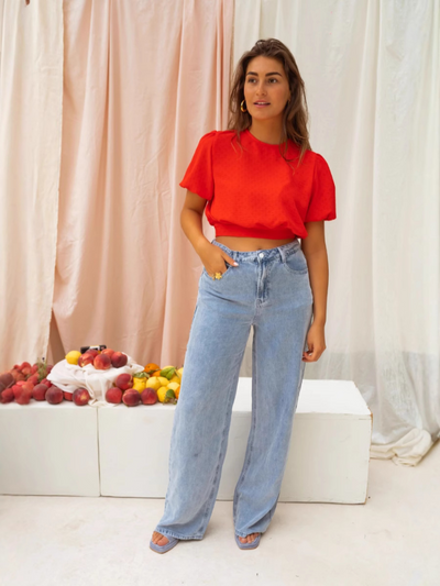 Lorena™ | Cropped blouse with striking flair