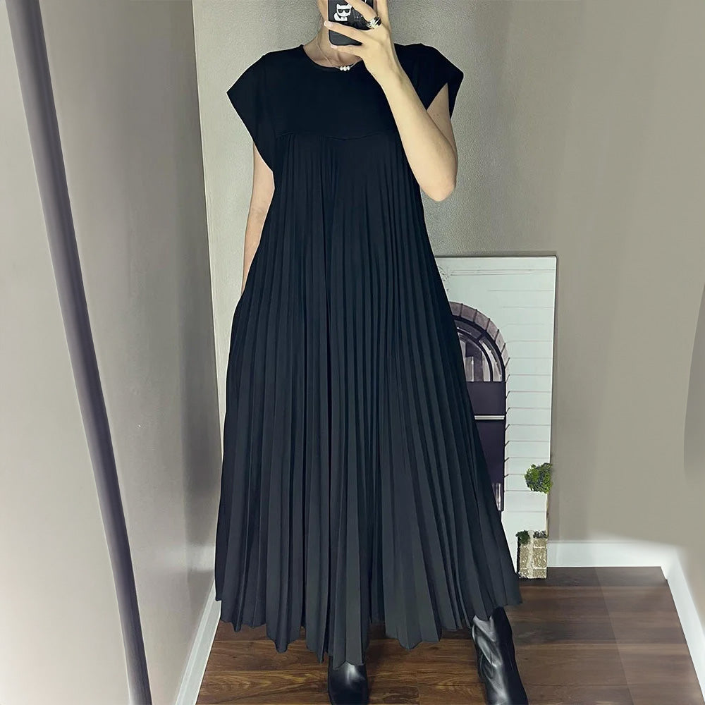 Justine | Elegant Pleated Maxi Dress
