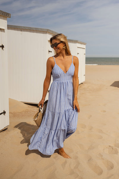 Jana™ | Light summer dress with open back