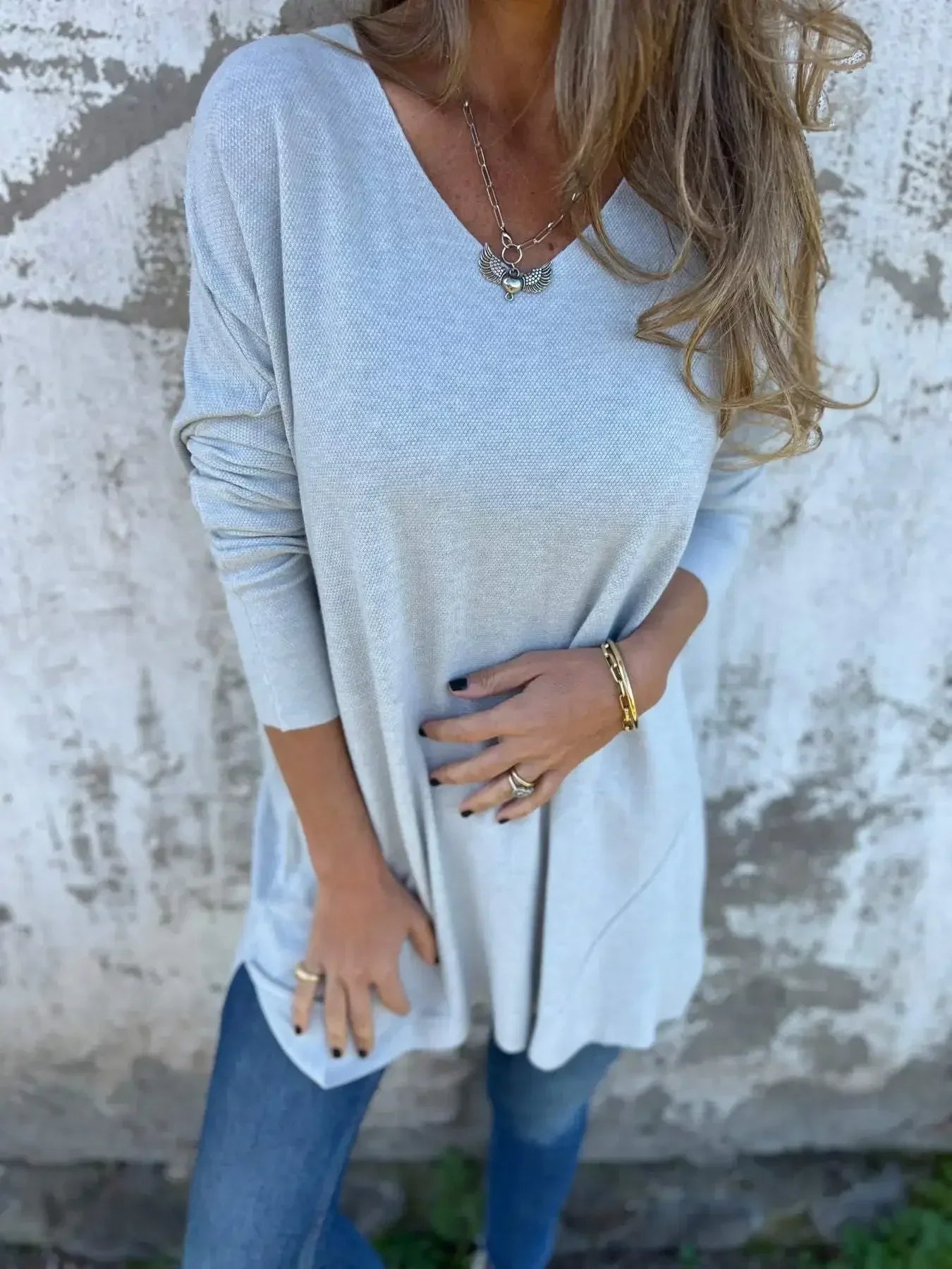 Leona™ | The Effortless V-Neck Tunic