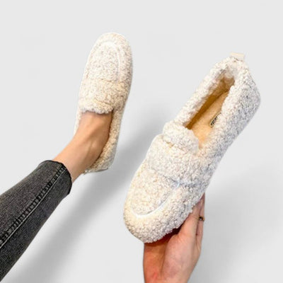 Solenne – Teddy Slippers