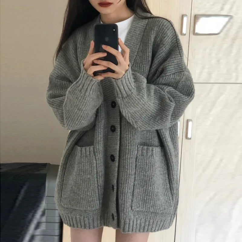 LARK | OVERSIZED BUTTON CARDIGAN