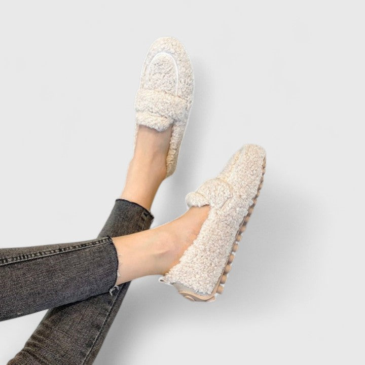 Solenne – Teddy Slippers