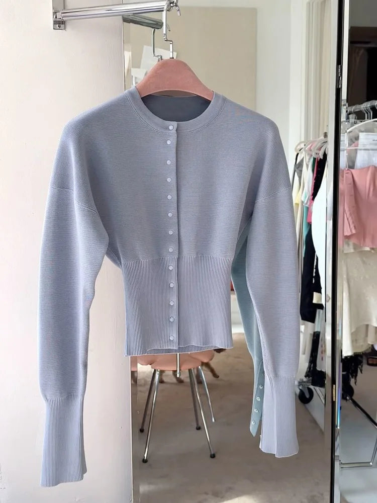 KALLA | FITTED CREW CARDIGAN