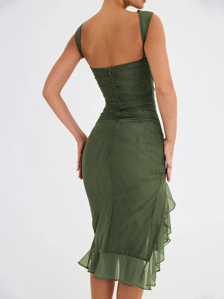 LaLuna – Elegant Dress with Fluid Silhouette