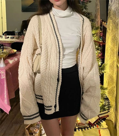 ZELLA | STAR-PATTERNED TRIM CARDIGAN