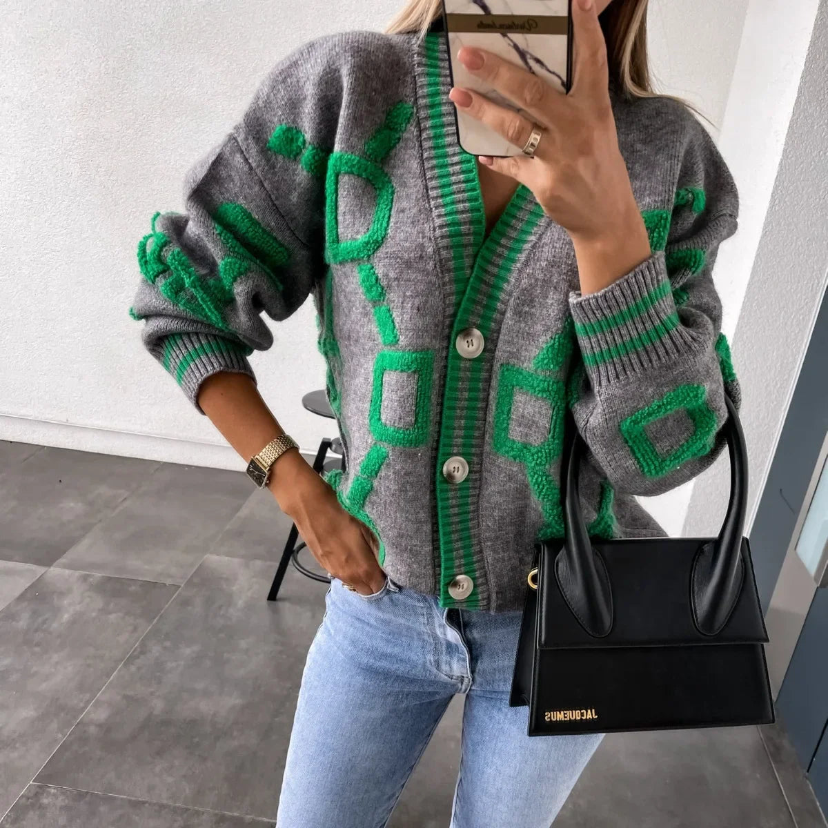 GIGI | GEOMETRIC V-NECK CARDIGAN