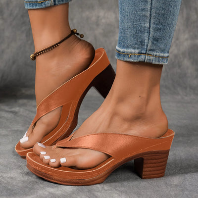 LUNAFLEX™ Orthopedic Clog