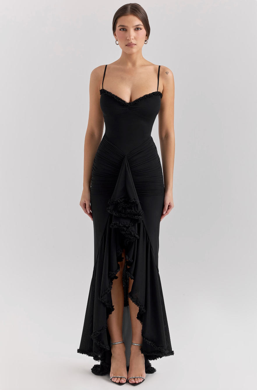 Alicia - Maxi Dress with Ruffles and Slits