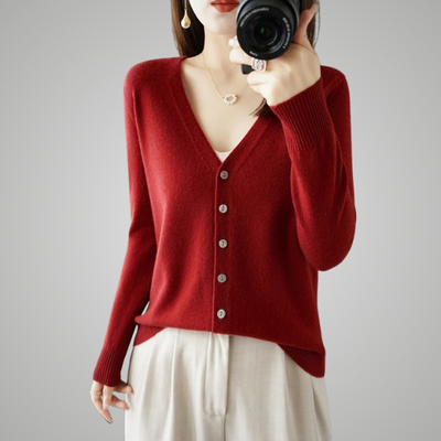 RAYNE | ELEGANT V-NECK CARDIGAN