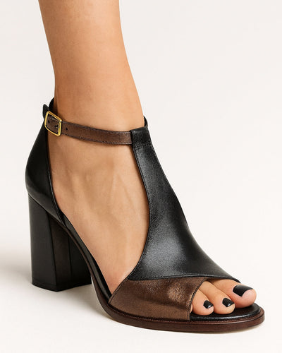 Ursiva – Sandals with a Wide Heel