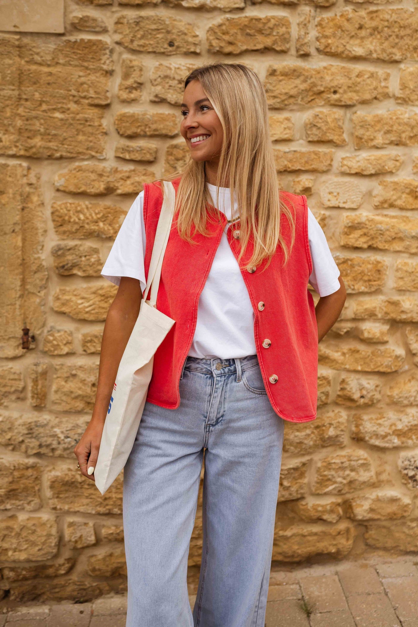 Lina™ | Summer Vest with Retro Flair
