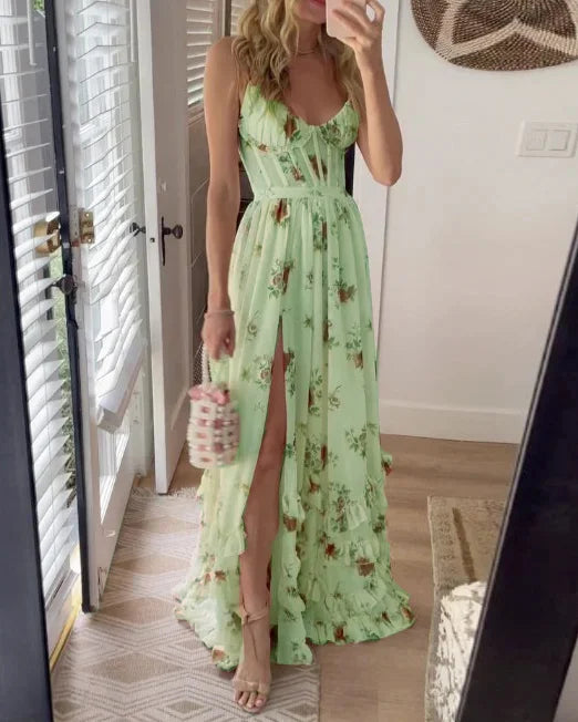 FLORÉA | Long floral dress with flattering neckline