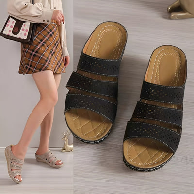 Vara™ orthopedic sandals with wedge heel