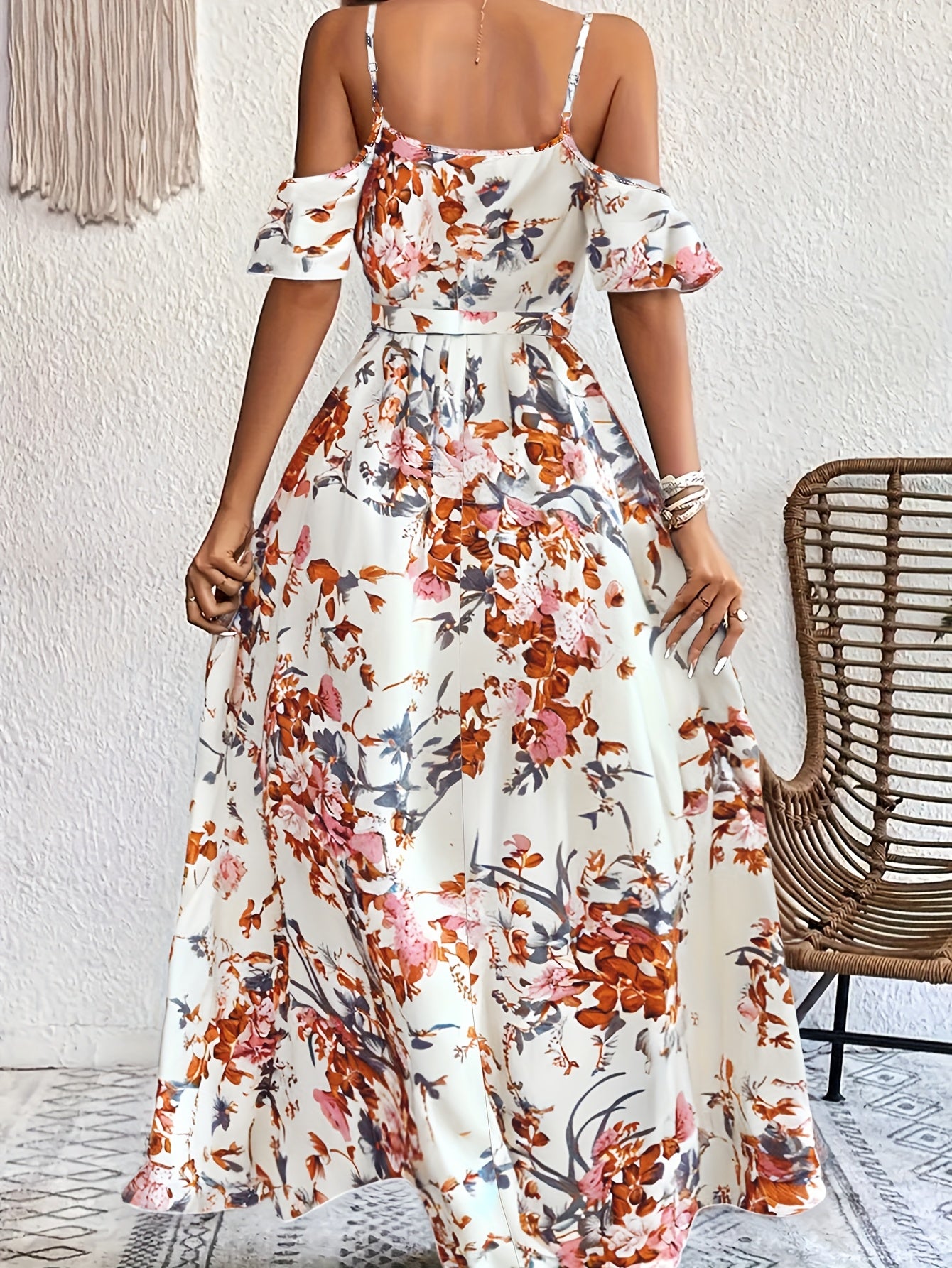 Isabella™ – Black Floral Maxi Dress