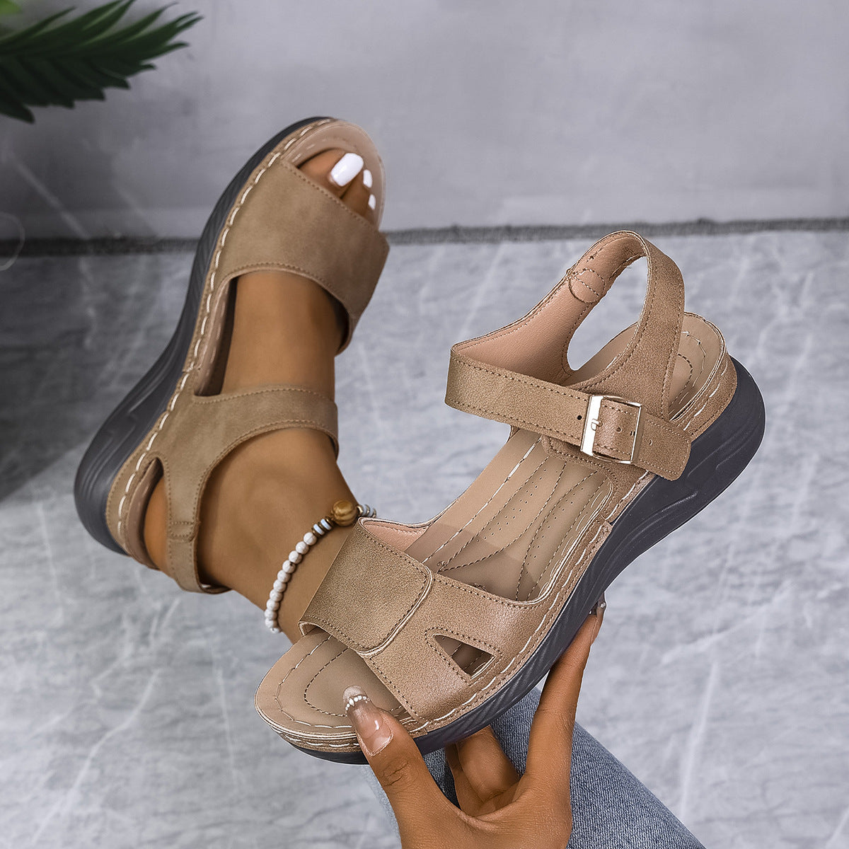 Linea™ orthopedic sandals with wedge heel