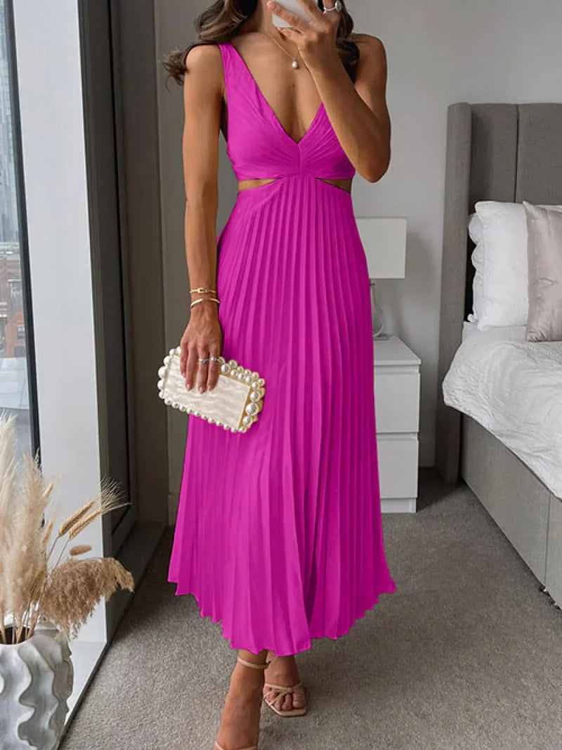 Zampia – Long Dress with Defined Elegance