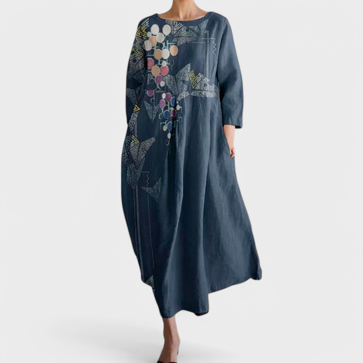 ANA | Dress with V-Neck