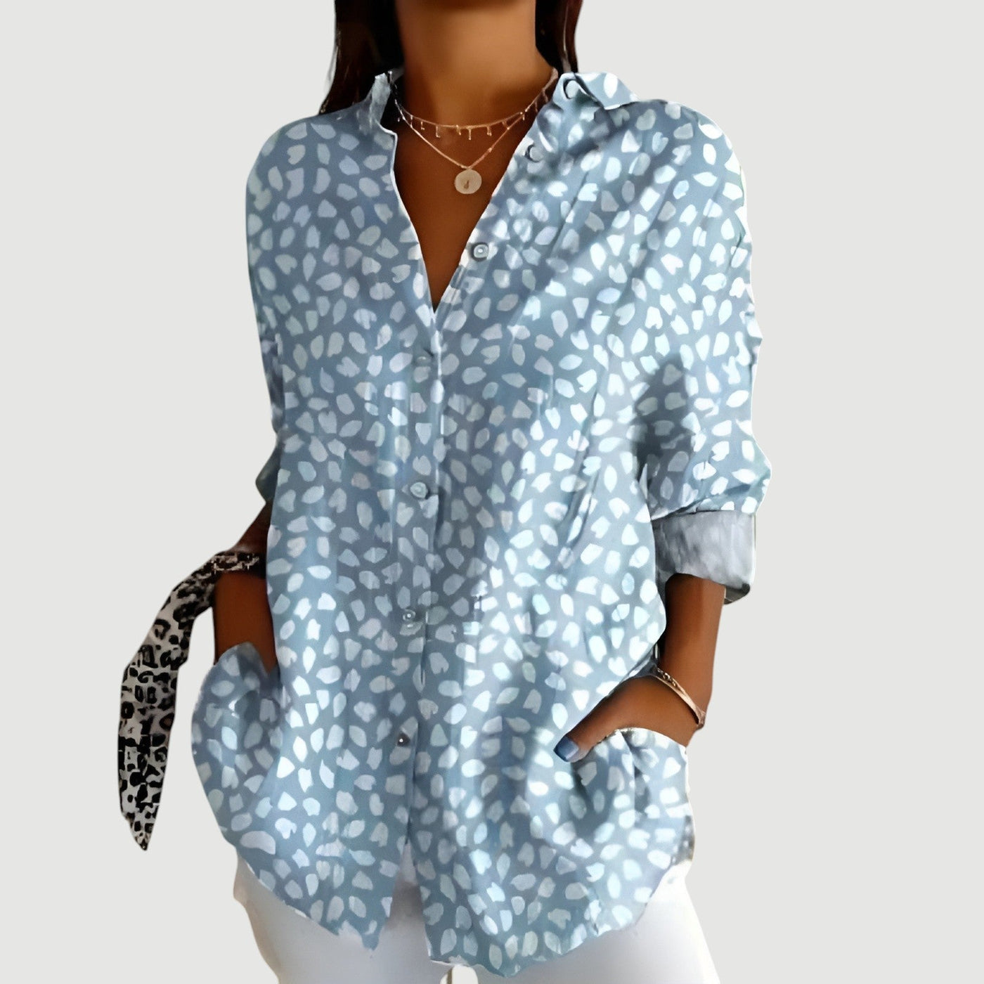 Svala™ | Blouse with Colorful Design