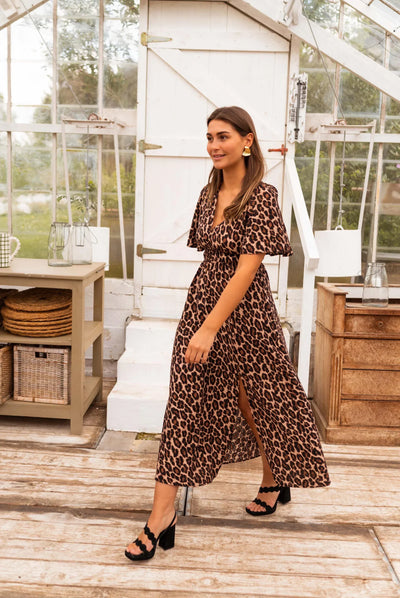 Stella™ | Maxi dress with leopard print and summer flair