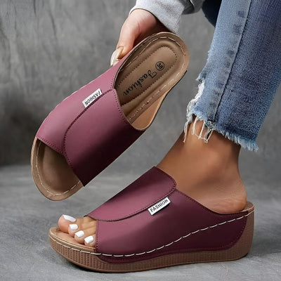 Liva™ – Comfortable orthopedic sandals with a sleek design