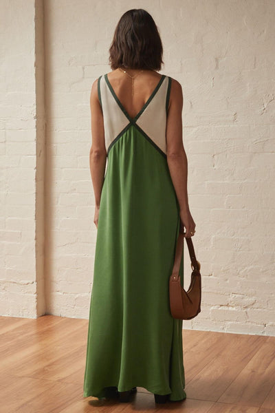 Agate | Midi Dress with Flattering V-Neck in Suede Effect