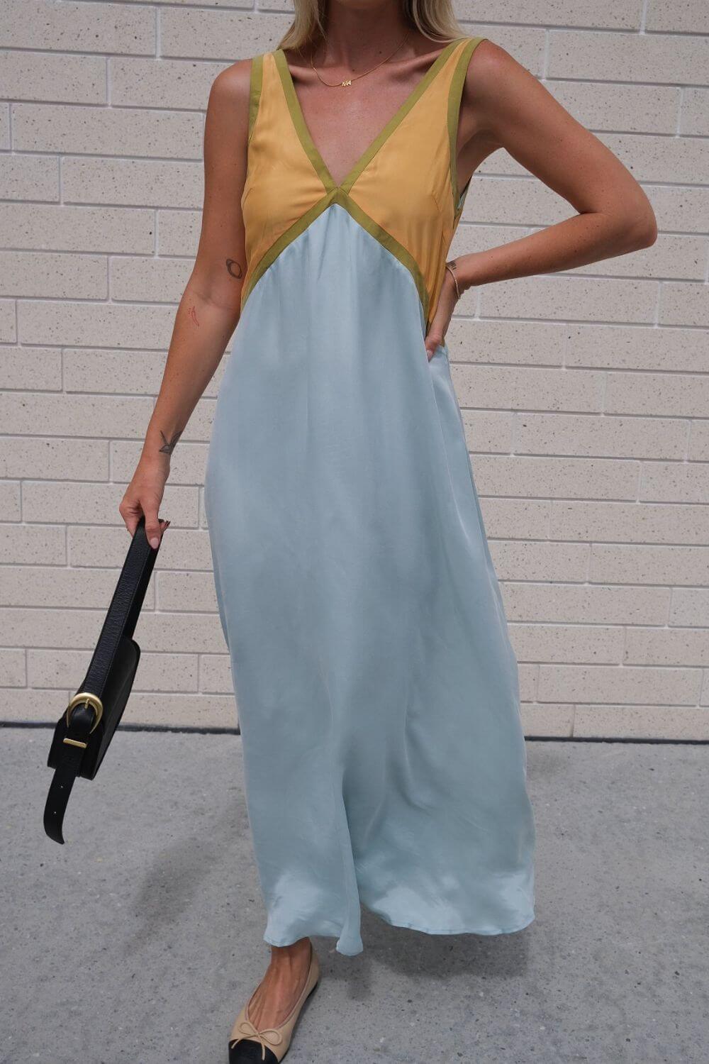 Agate | Midi Dress with Flattering V-Neck in Suede Effect
