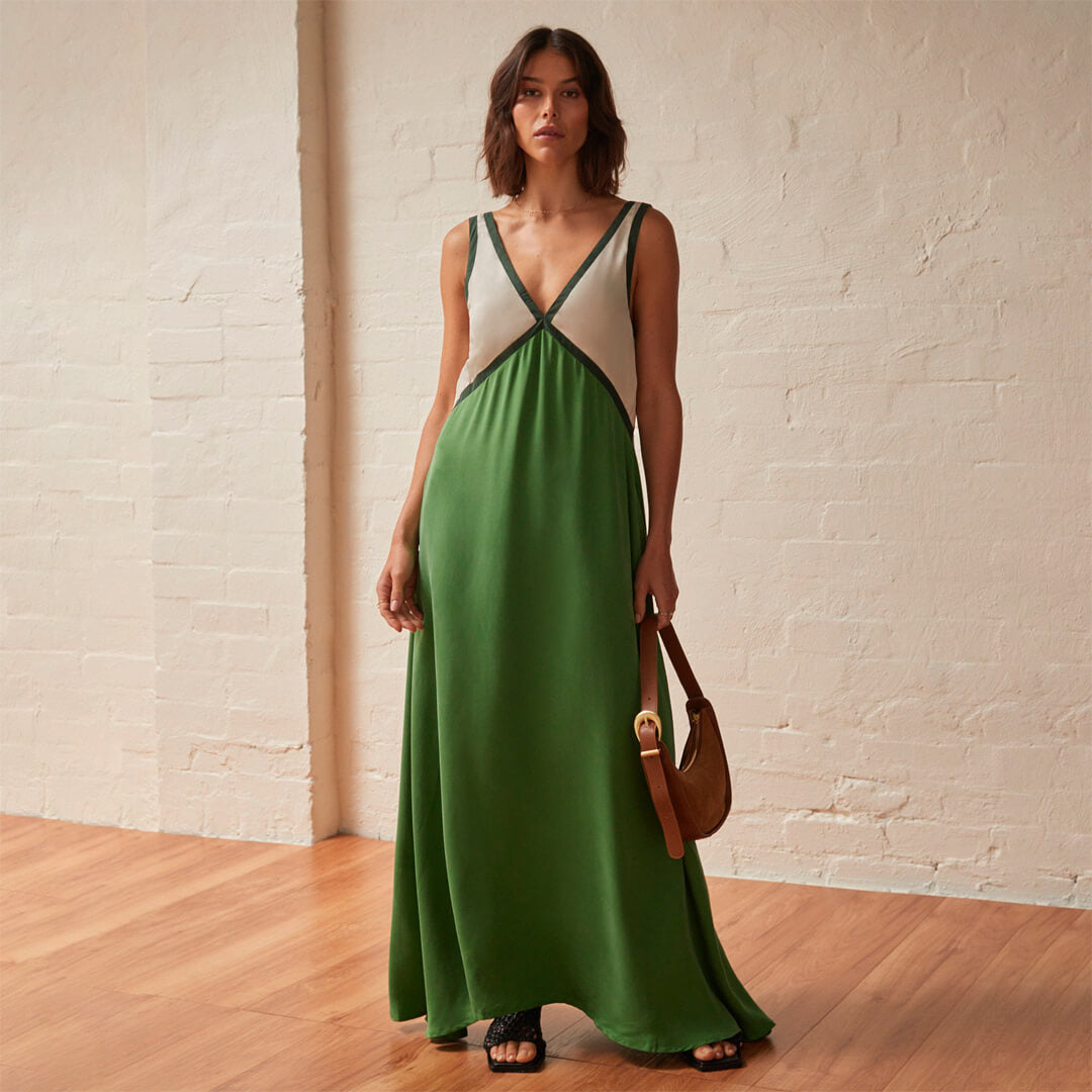 Agate | Midi Dress with Flattering V-Neck in Suede Effect